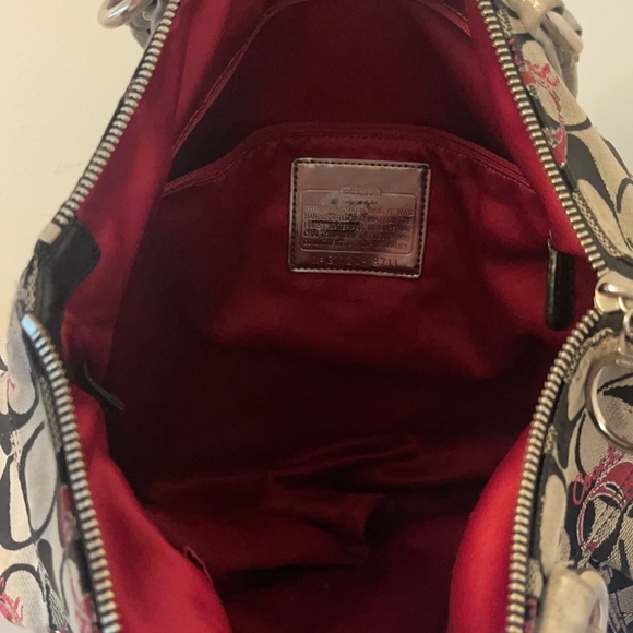 Coach purse - Picture 6 of 8